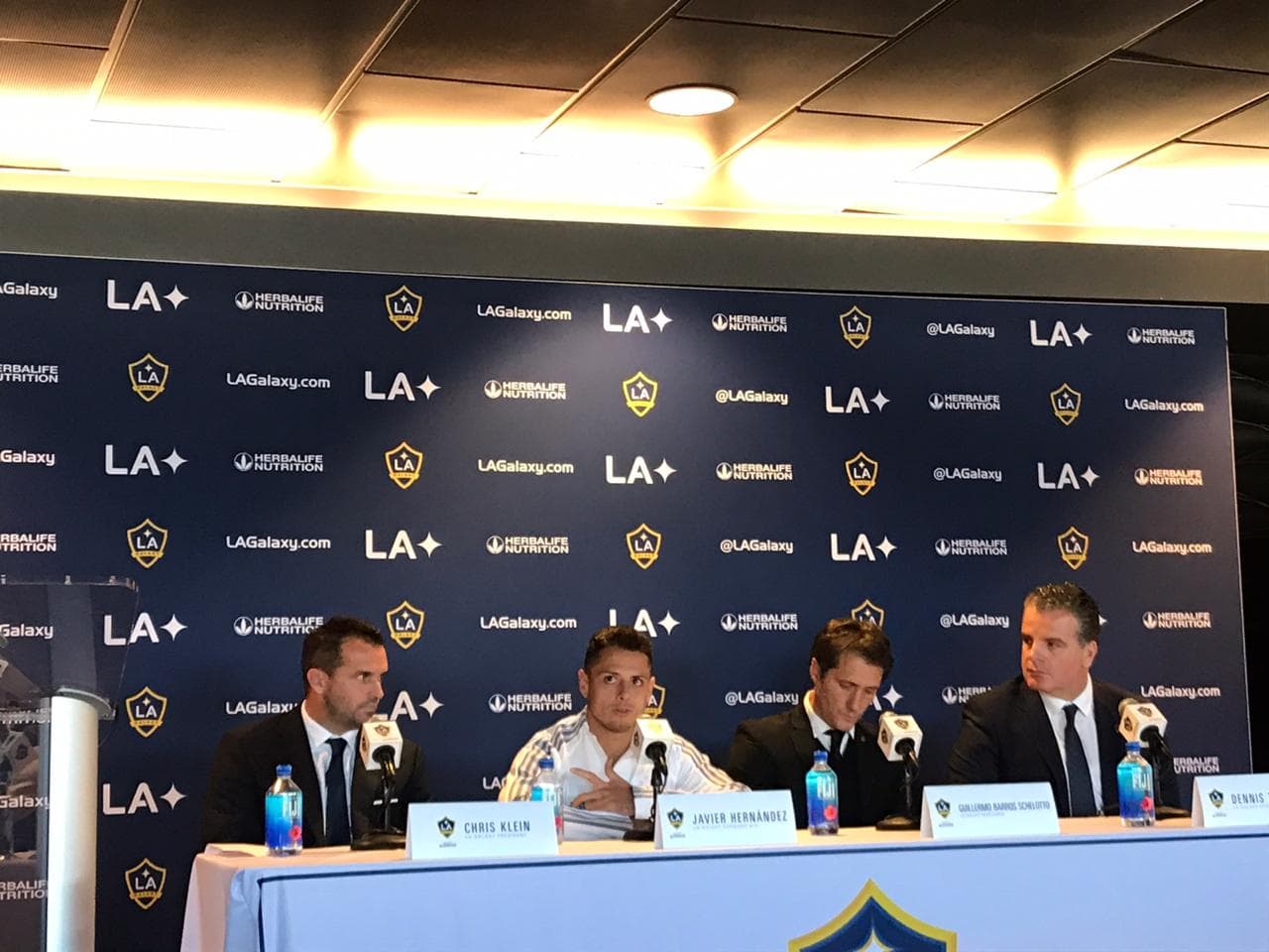 "Chivas me buscó una vez y fue antes del Mundial; hablé con Almeyda"