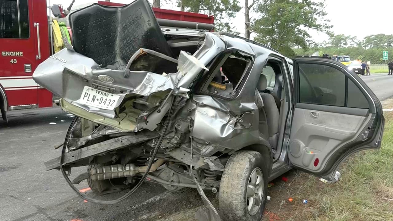 <b>Consejos para evitar accidentes</b>: Una de las principales recomendaciones por parte de las autoridades es conducir a la defensiva, siempre utilizar los espejos, guardar distancia y no exceder la velocidad.