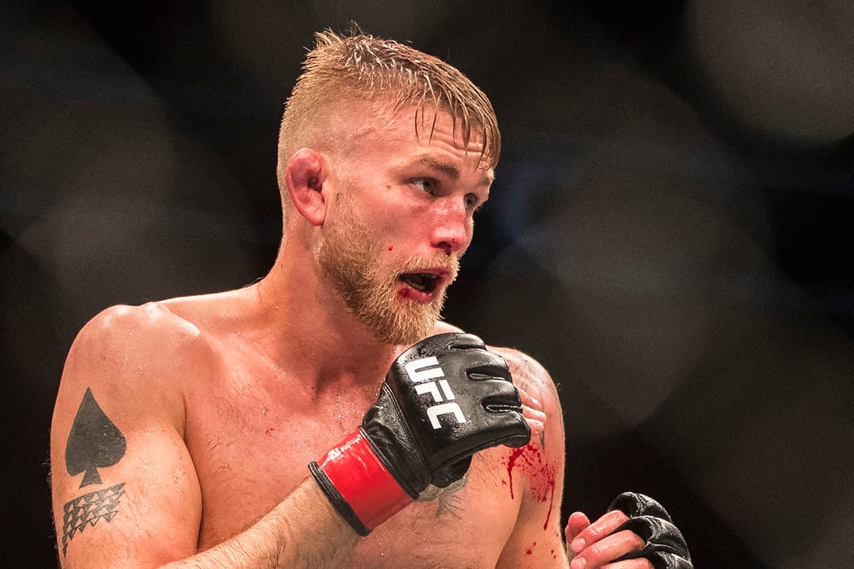 Alexander Gustafsson y su cicatriz de combate, la oreja de coliflor que para los peleadores también es motivo de orgullo.