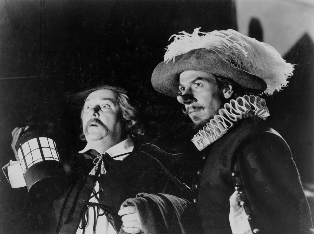 <b>José Ferrer</b> fue el primer estadounidense de ascendencia latina en ganar Mejor actor protagónico en 1950, por la película
<i>Cyrano de Bergerac<b>.</b></i>