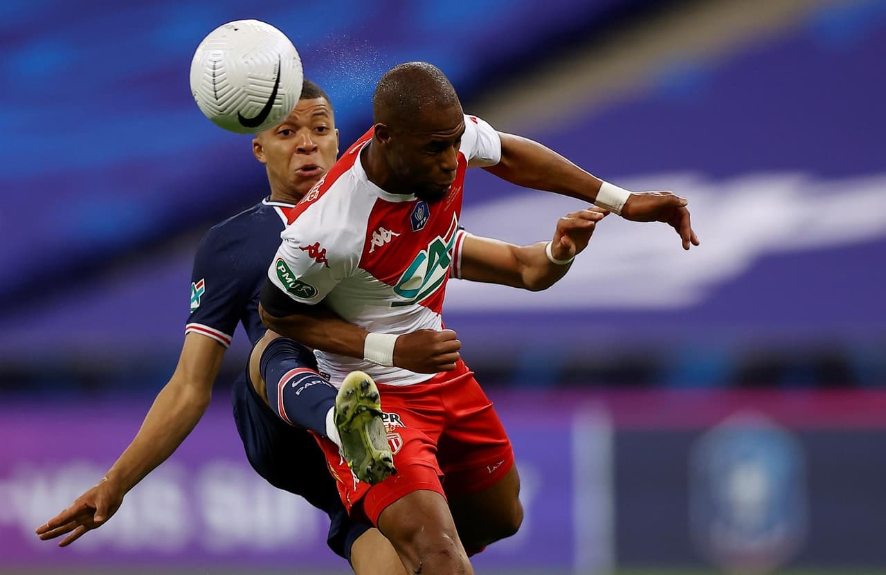 Paris Saint-Germain queda campeón de la Copa de Francia tras derrotar 2-0 al AS Monaco. Mauro Icardi ponía el primer tanto para la escuadra parisina al minuto 19, pero ya entrado el segundo tiempo, Kylian Mbappé sentenció el partido al minuto 81. El PSG suma su séptimo título.