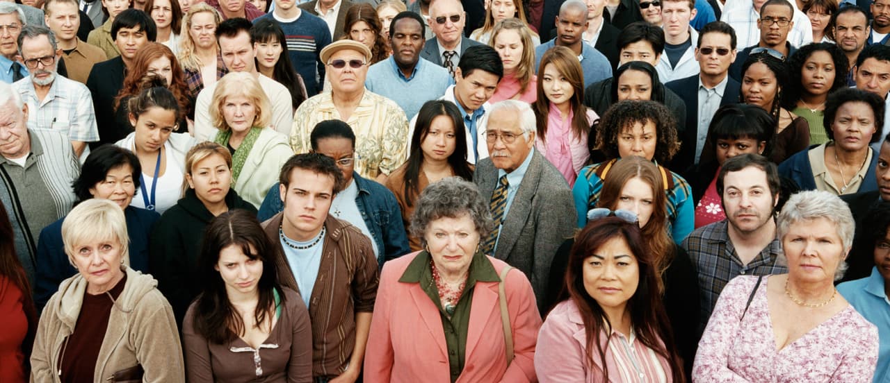 Al mismo tiempo la impaciencia ariana y sus aires de mando suelen irritar a los demás.