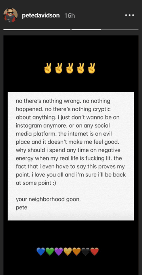 El comediante borró todas y cada una de las fotos de su Instagram, y colgó este mensaje en su 'story' en el que asegura que "
<b>el internet es un lugar malvado</b>".