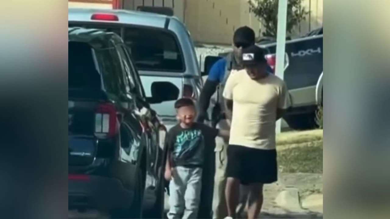 Otro caso Liam: ICE arresta a un niño de 5 años junto a su padre cuando iba al fútbol en Texas