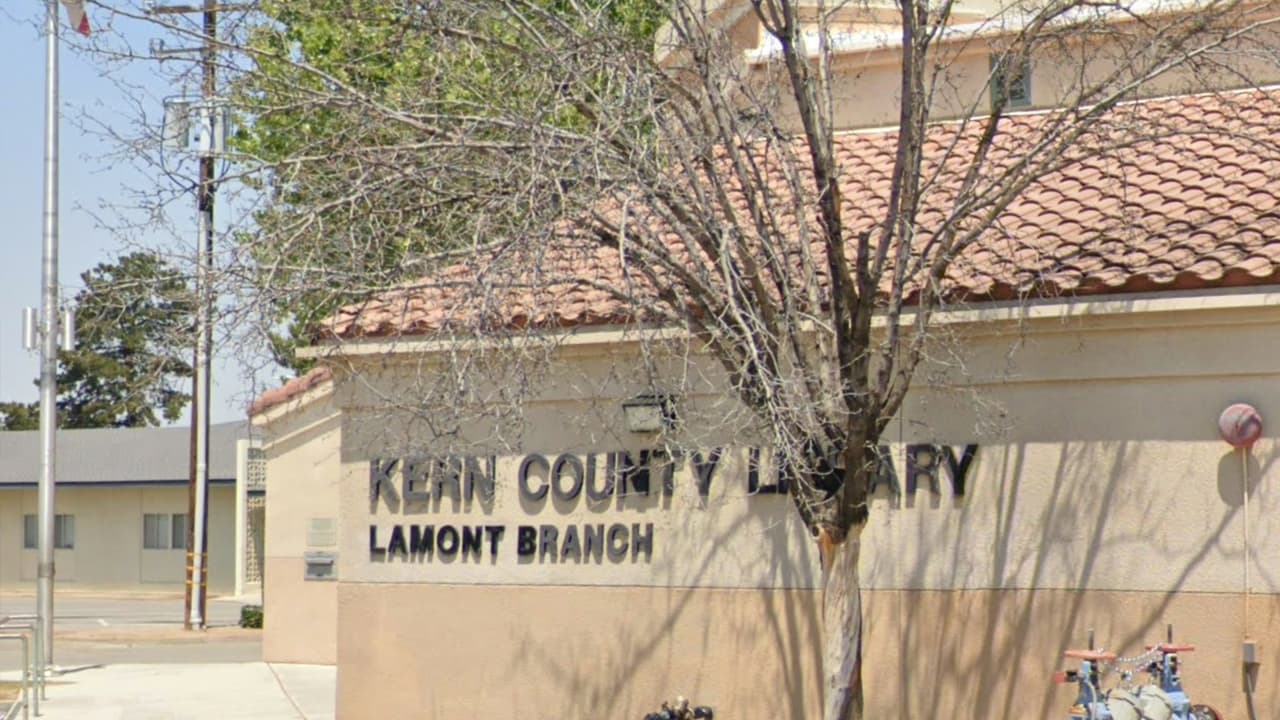 Los sitios de toma prueba donde puedes optar a estar tarjetas de regalo son:
<br>
<br>-
<b>Lamont Library - 8304 Segrue Road, Lamont, CA </b>
<br>