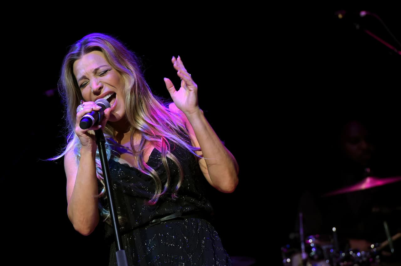Classic Jam: Taylor Dayne - Tell It To My Heart