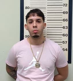 Arrestan a sujeto que vendía drogas cerca de un área de juegos para niños