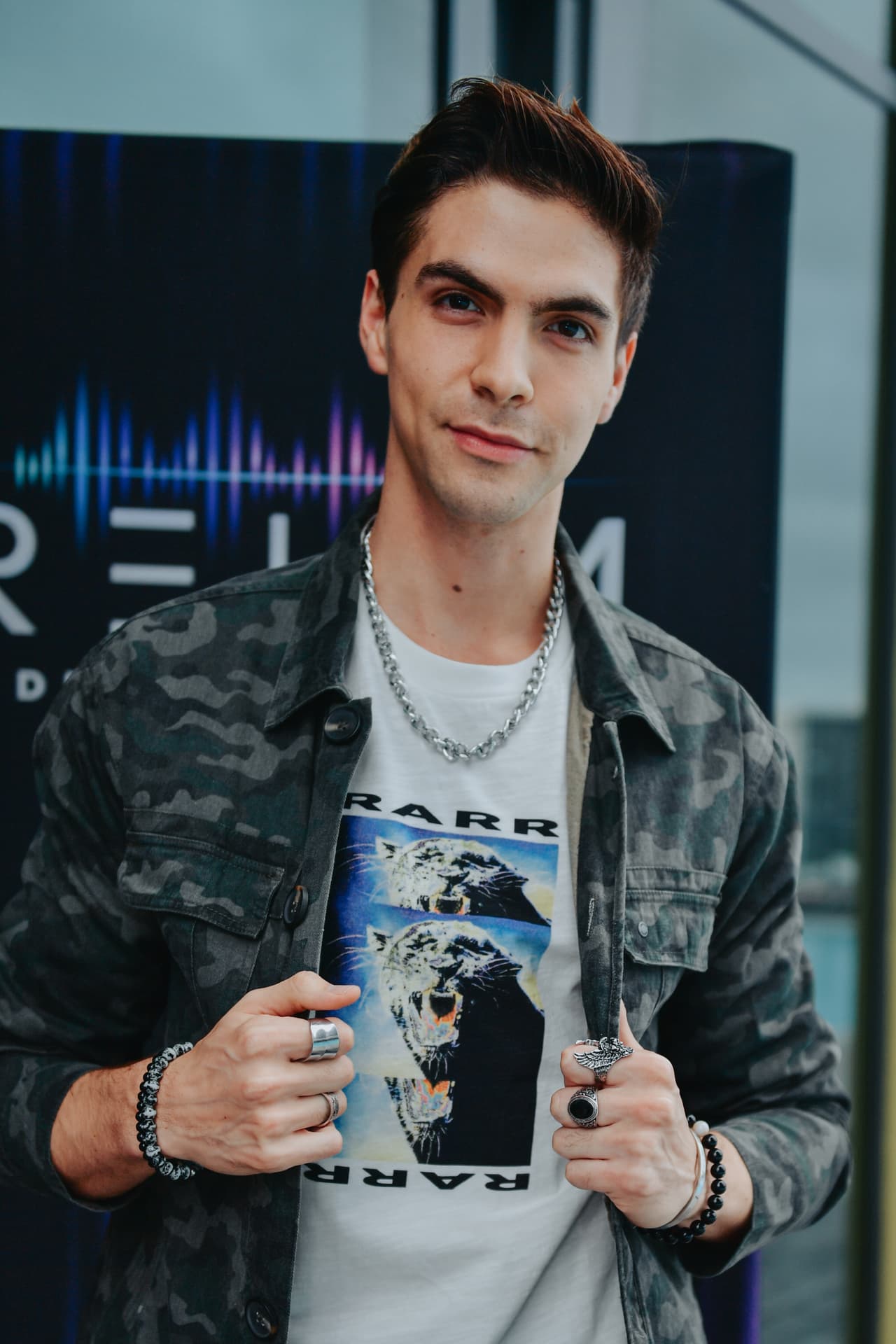 El ecuatoriano Johann Vera será el responsable de mantener al público de redes sociales al tanto de lo que pasa en la emisión.