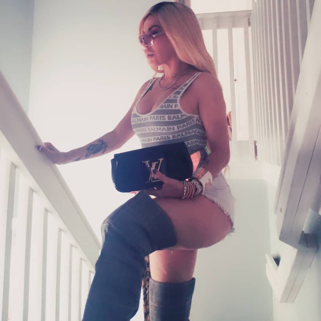 Vale recordar que recientemente ‘
<i>La Caballota</i>’ recibió un homenaje por los más de 20 años de trayectoria en el género urbano.