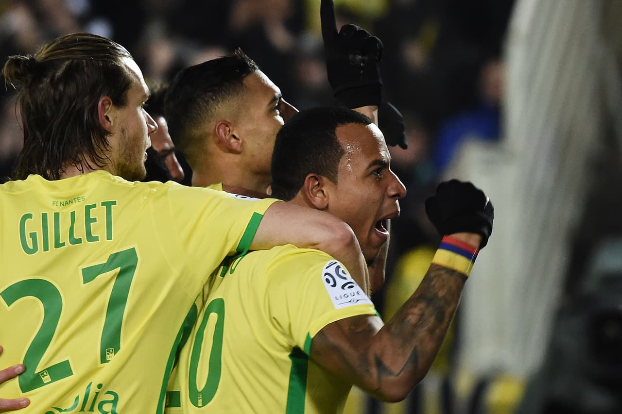 El club no hizo uso de su opción de compra y tuvo que regresar al Olympiacos a pelear por la titular una vez más.