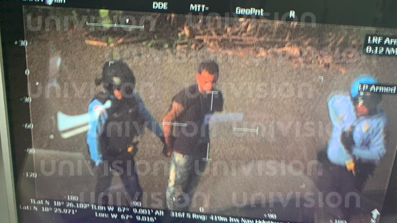 Arrestan a un hombre que huyó en intervención vehicular y apuntó con pistola a un policía en Aguadilla