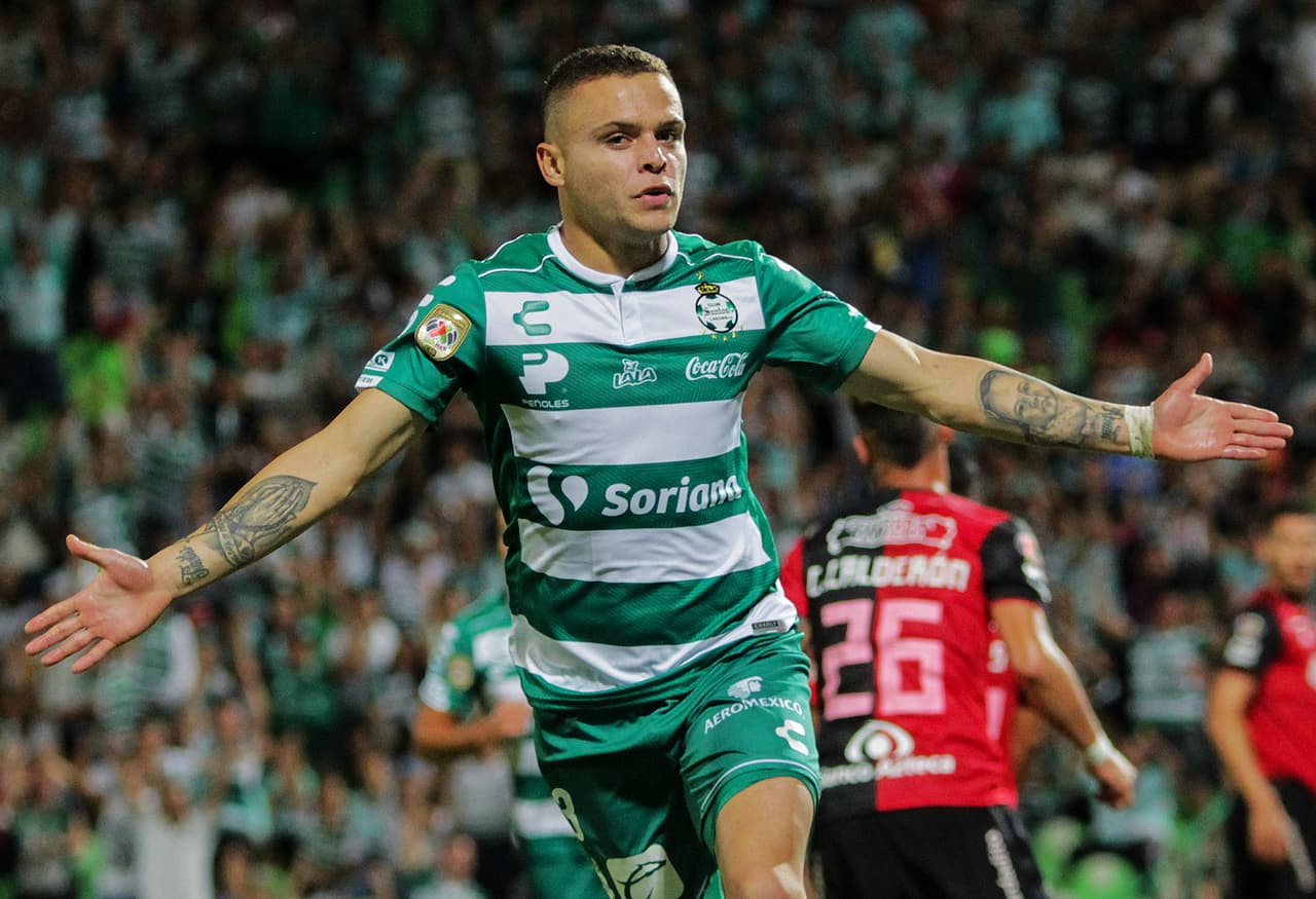 3. Jonathan Rodríguez. Otro delantero argentino de Santos Laguna con efectividad goleadora, 9 goles en 1449 minutos.
