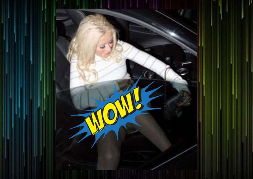 Cristina Aguilera también ha dejado ver sus encantadoras prendas íntimas.