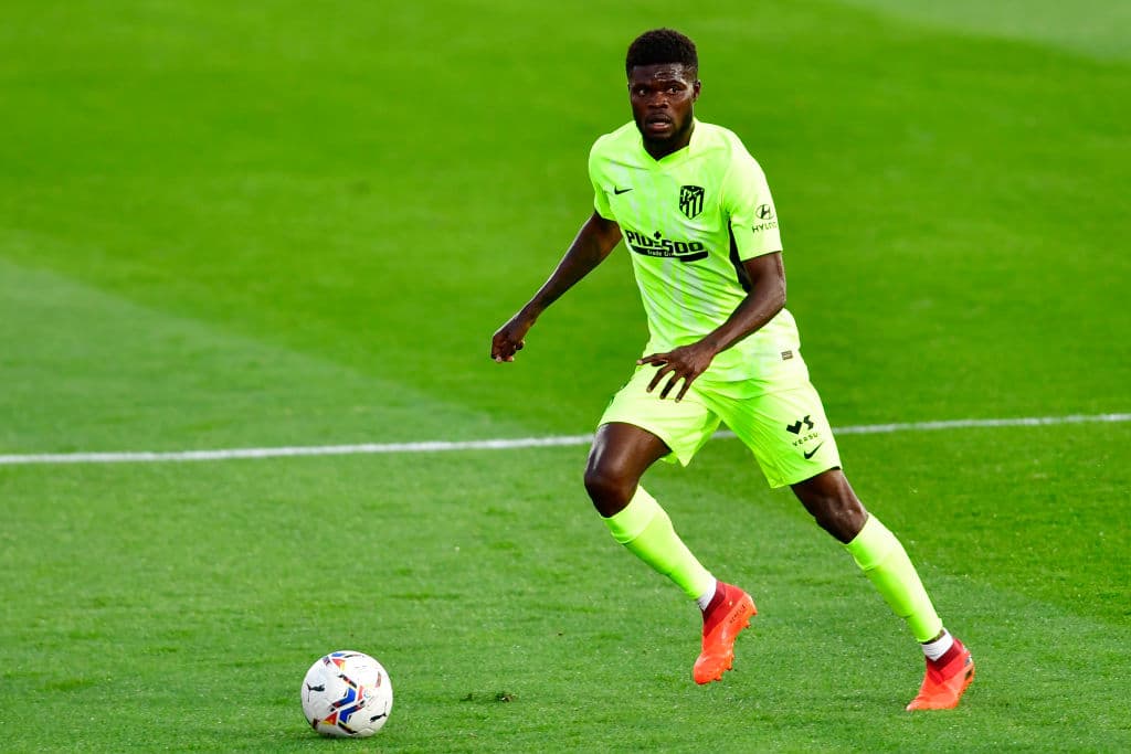 10.- Thomas se va del Atlético de Madrid y llega al Arsenal por la cantidad de 50 millones de euros.