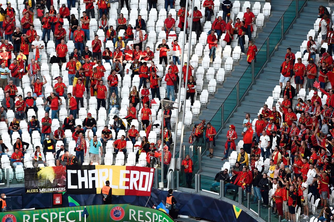Italia se queda con el tercer lugar de la UEFA Nations League tras vencer 2-1 a Bélgica. Con anotacion de Barella y un penalti cobrado de Berardi, la 'Azzurra' se lleva la victoria. El único tanto por parte de los 'red devils' fue de Charles De Ketelaere ya al final del encuentro.
