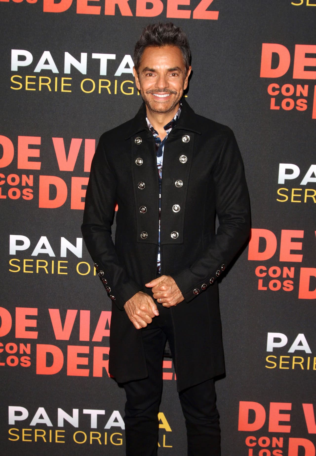 Uno de los desafíos más grandes era la convivencia de José Eduardo con el resto de la familia, pero para sorpresa de todos se adaptó sin complicaciones.
<br>
<br>“Me hacía un poquito de ruido y decía ‘me angustia que José Eduardo ahora en el viaje se vaya a sentir atrás o un poquito fuera de lugar’ y nos fue a dar una sorpresa a todos impresionante (…) En este viaje me ha enseñado que el que más me preocupaba hoy es el que me preocupa menos. Que el que yo sentía que no estaba en el camino correcto, es al que siento más ubicado y me siento muy orgulloso de ti”, confesó Eugenio.
<br>