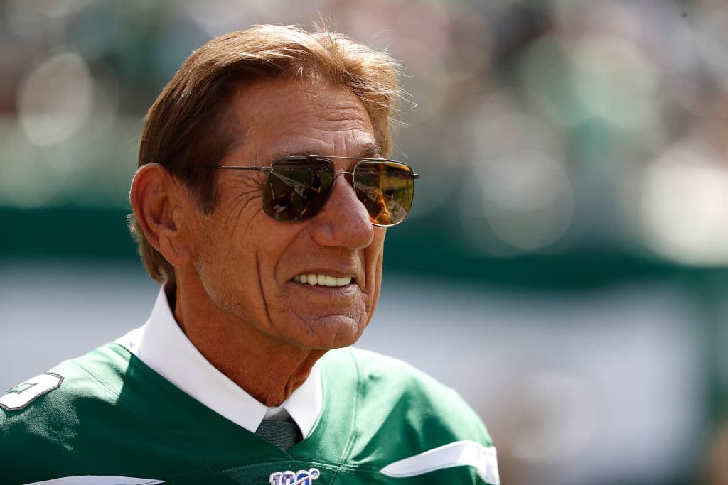 Joe Namath | ‘Broadway Joe’ jugó para los New york Jets. Participó en programas televisivos y ahora es comentarista de futbol.