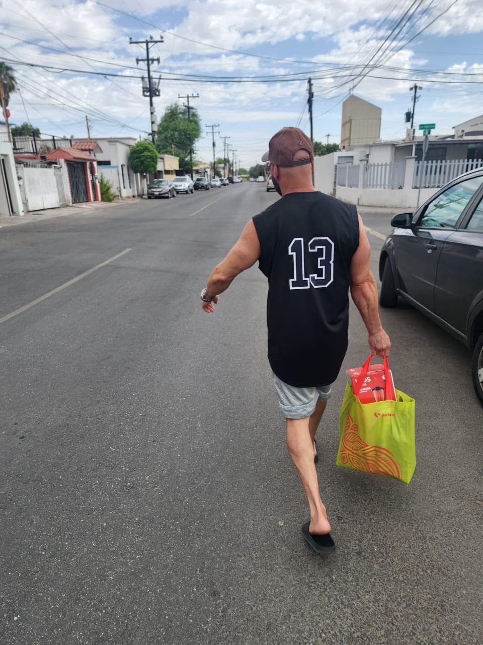 Armando en una fotografía reciente tras haber sido deportado a México.