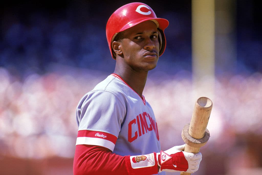 <b>Eric Davis</b>. Eric Davis no fue el jugador más llamativo en las Mayores a finales de los 80 y principios de los 90, pero pocos igualaron el valor que mostró dentro y fuera del diamante al final de su carrera. A principios de la temporada de 1997, a Davis le diagnosticaron cáncer de colon; mientras que la mayoría se centraría simplemente en volver a la normalidad, Davis se obligó a regresar al campo antes del final de la temporada. No solo estaba decidido a volver sino a destacar (bateando .310 en sus últimos ocho partidos de temporada regular), sino que también fue un héroe de los Playoffs con jonrón de la ventaja en la Serie de Campeonato de la Liga Americana con los Baltimore Orioles.