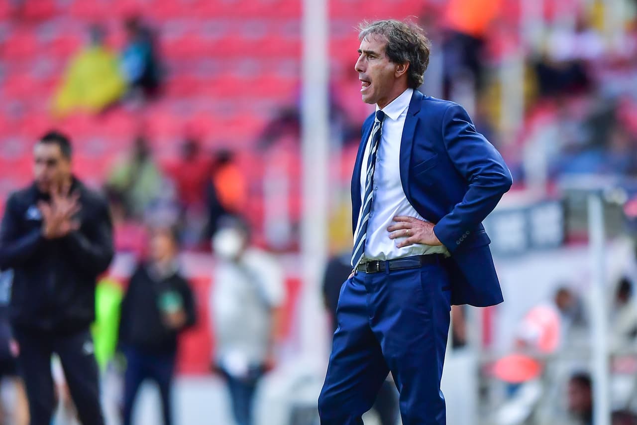 Necaxa toma rumbo en el Apertura 2022 y ahora le pegó a un Pachuca que ya suma tres partidos sin ganar en una descarga eléctrica que le vale para tres puntos muy importantes en el torneo gracias a los goles de Garnica y Giménez.