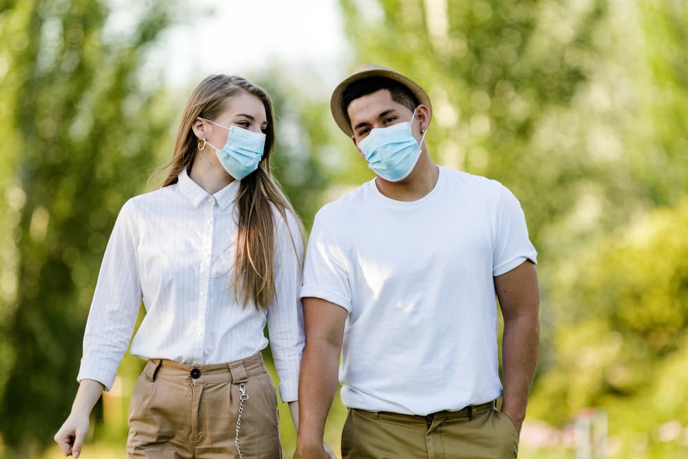 <b>SAGITARIO</b>
<br>Un signo vital, lleno de vida, energía, deportivo, filosófico. Para ti, la persona que le encante el aire libre, pasear, de buen humor, siempre optimista.
<br>