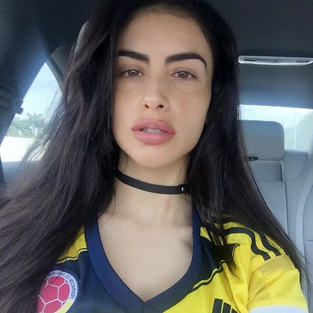 Jessica Cediel nos seduce con su belleza al natural.