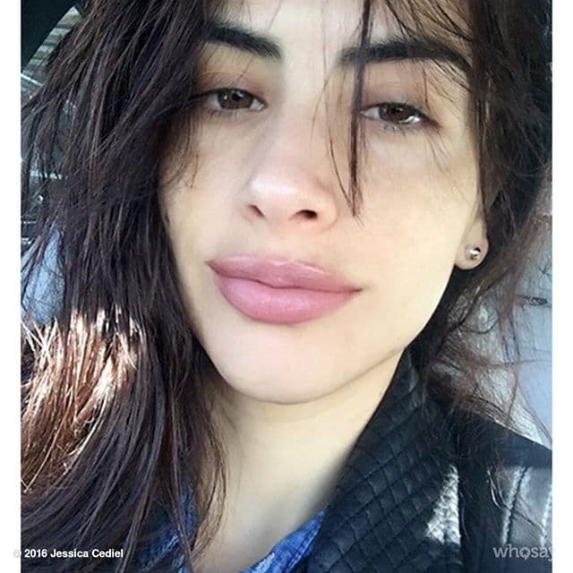 Jessica Cediel nos seduce con su belleza al natural.