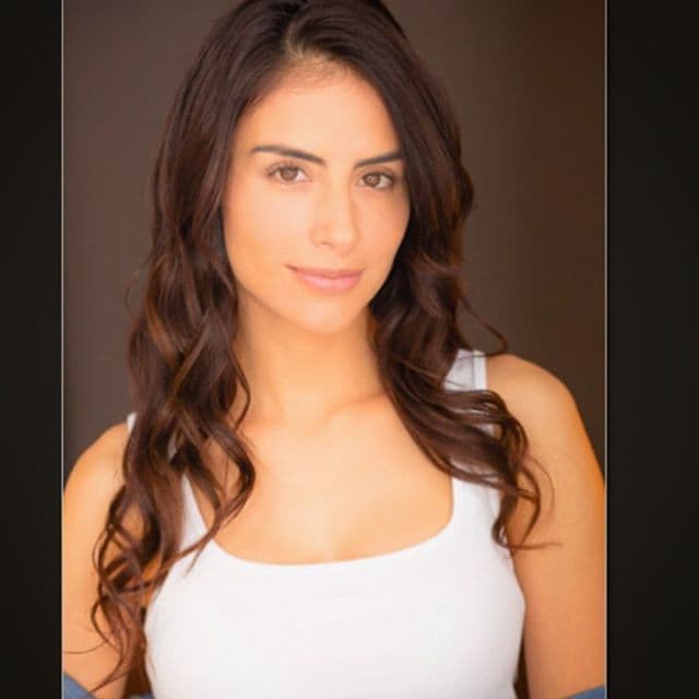 Jessica Cediel nos seduce con su belleza al natural.