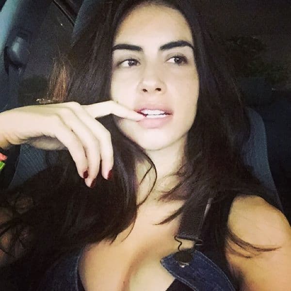 Jessica Cediel nos seduce con su belleza al natural.