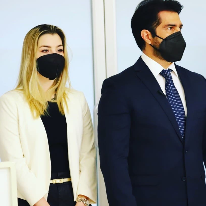 El actor mexicano apoyó a su hija y les agradeció a todos por sus muestras de cariño con ellos después de que se conociera semejante historia.