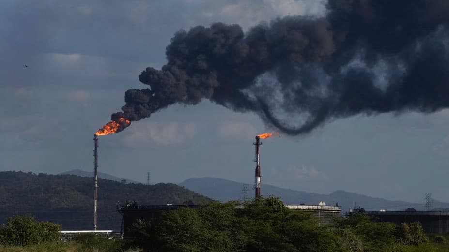Trump anuncia que EEUU llegó al mayor acuerdo petrolero en la historia con Venezuela