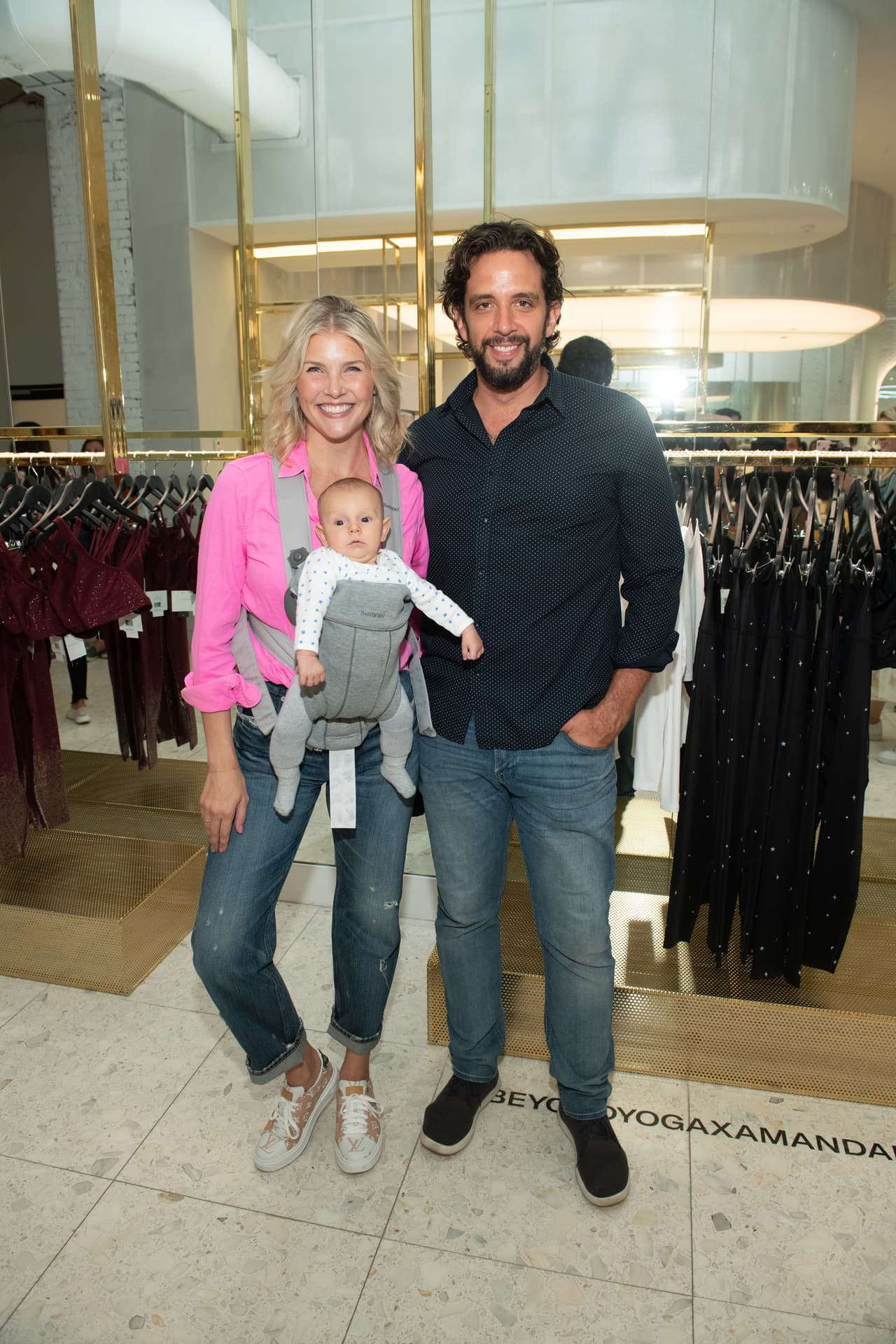 Amanda Kloots, quien se casó con Nick Cordero en septiembre de 2017 y con quien tuvo su único hijo, Elvis, el año pasado, fue quien confirmó el fallecimiento.