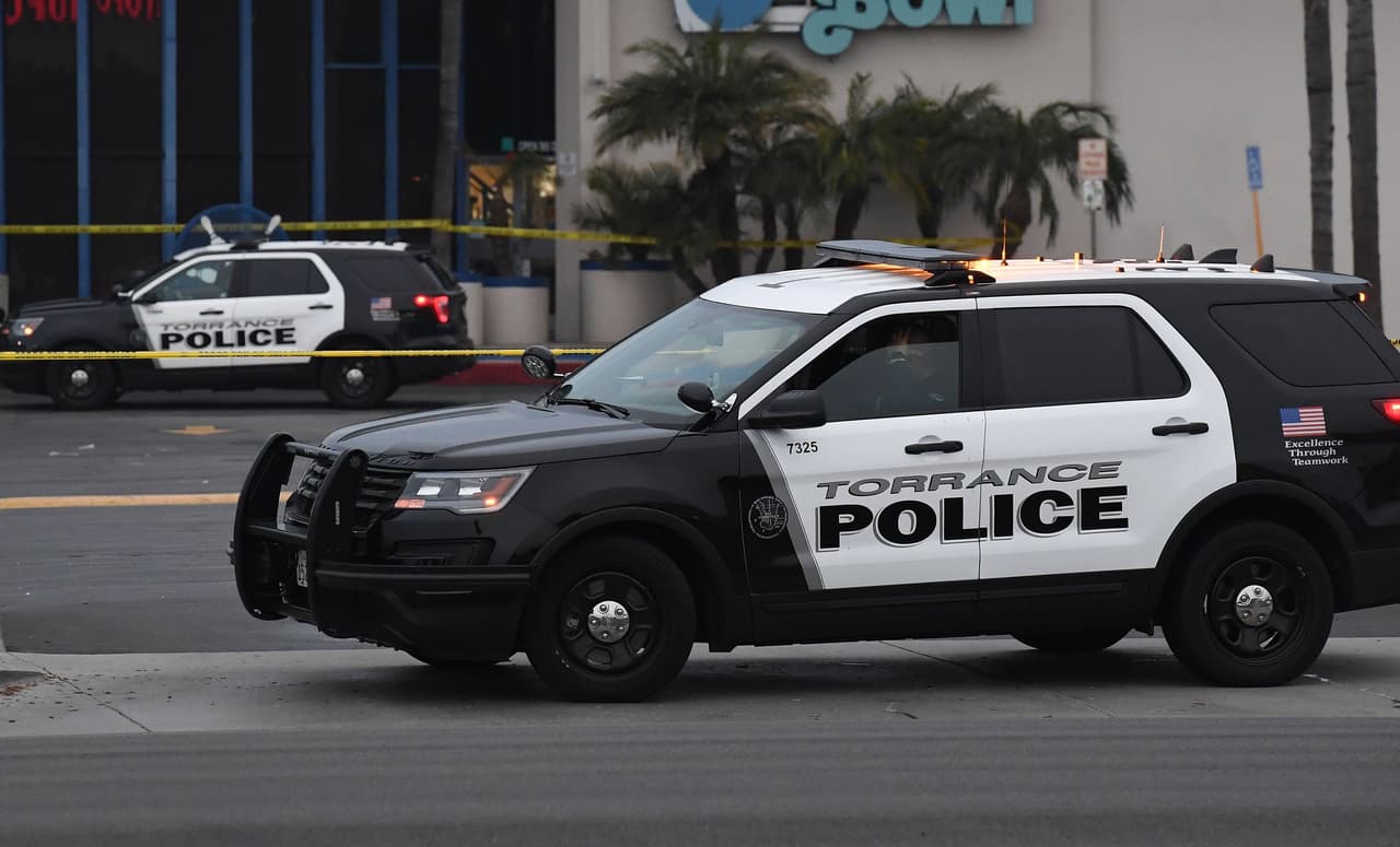 La policía de Torrance enfrenta una investigación estatal por mensajes de texto racistas