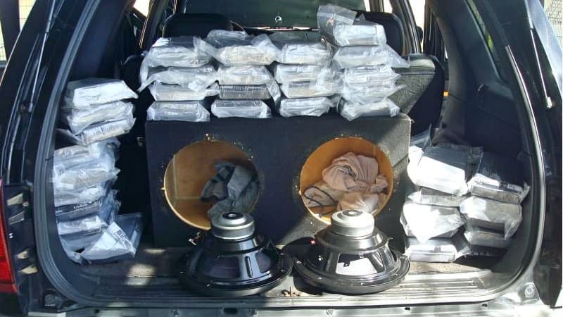 La cocaína oculta en las bocinas esta valorada en más de $1.5 millones.