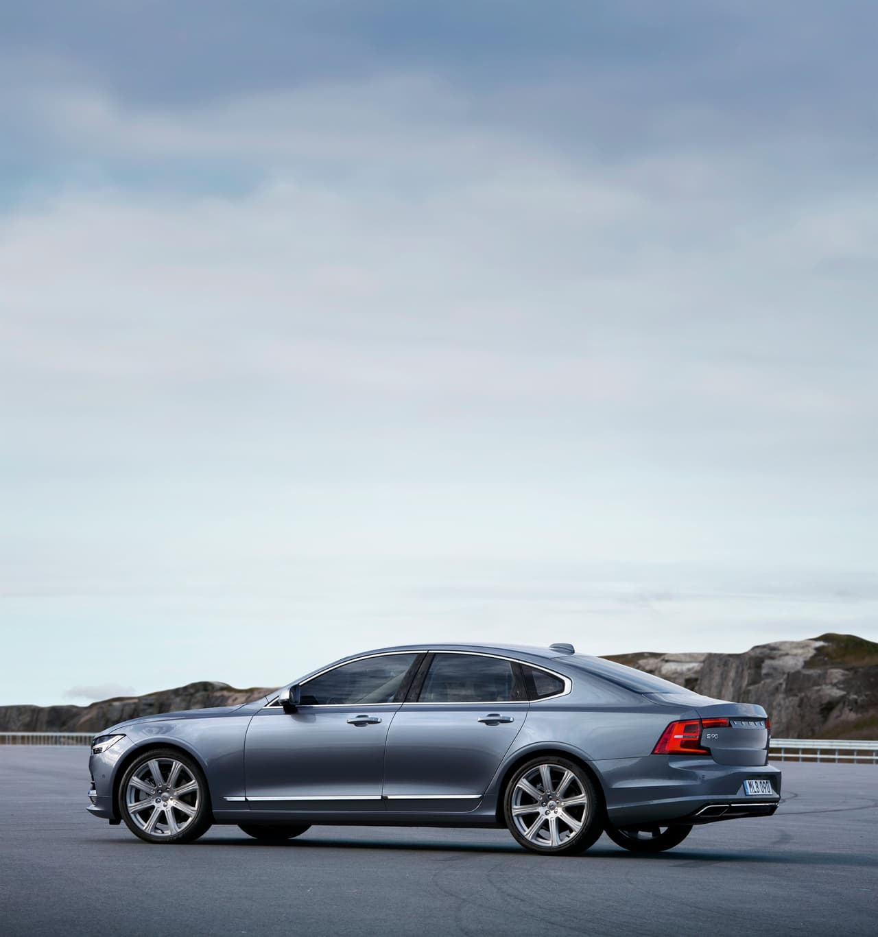 Volvo S90 2017