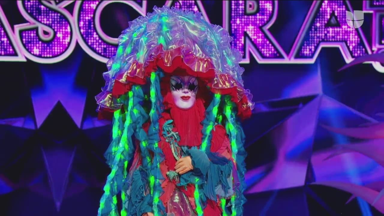 Durante su presentación Medusa interpretó el tema 'Desde Esa Noche'.