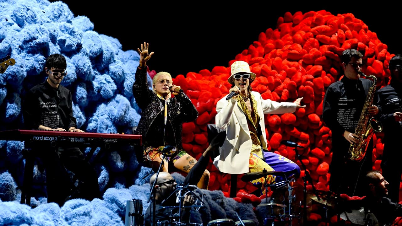 Ca7riel & Paco Amoroso performance Latin GRAMMY 2025