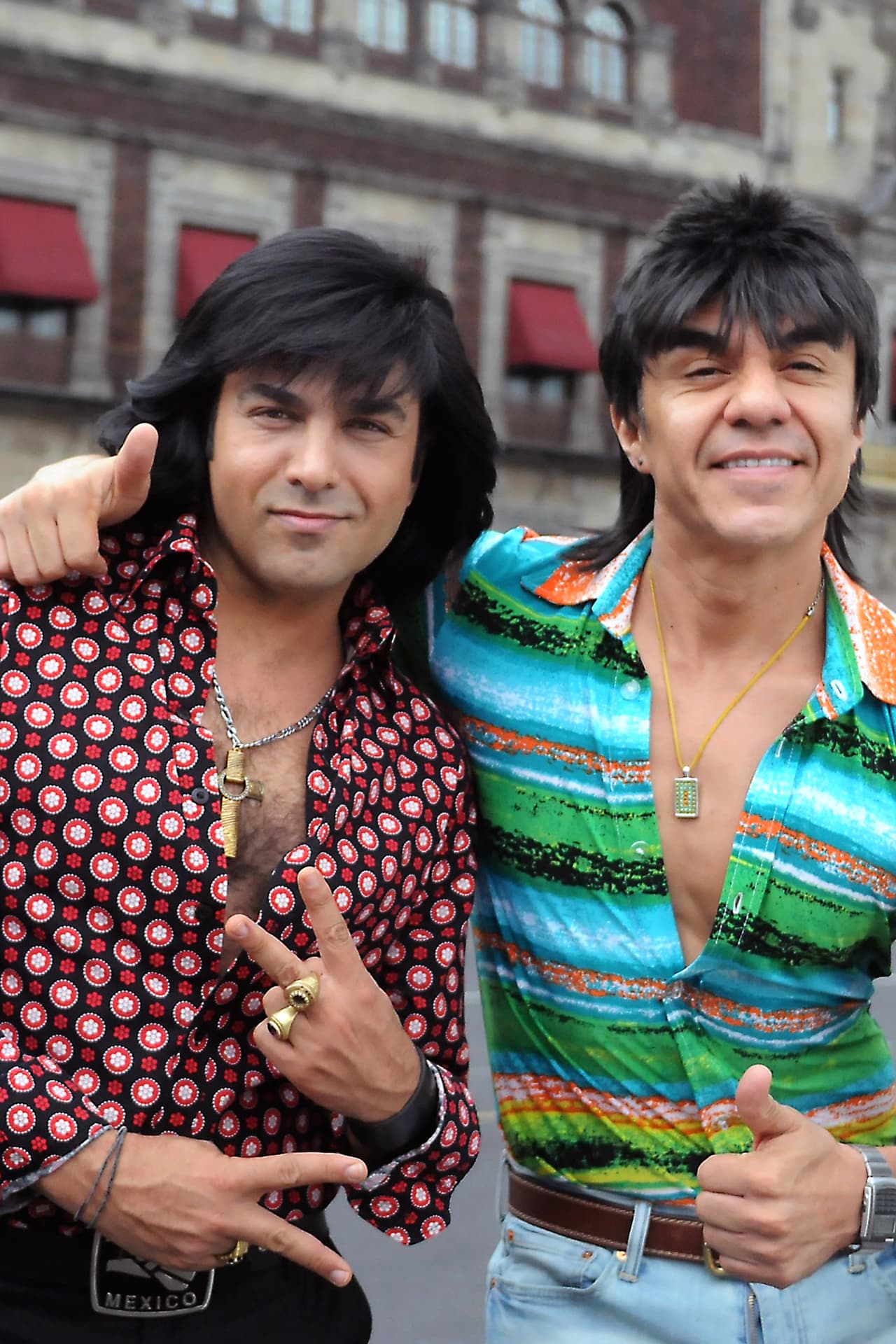 Los veremos de microbuseros, chambelanes, payasos y haciendo cualquier clase de locura.