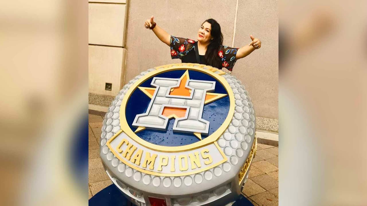 Muchos seguidores de los Astros demostrararon su espontaneidad en las fotos.