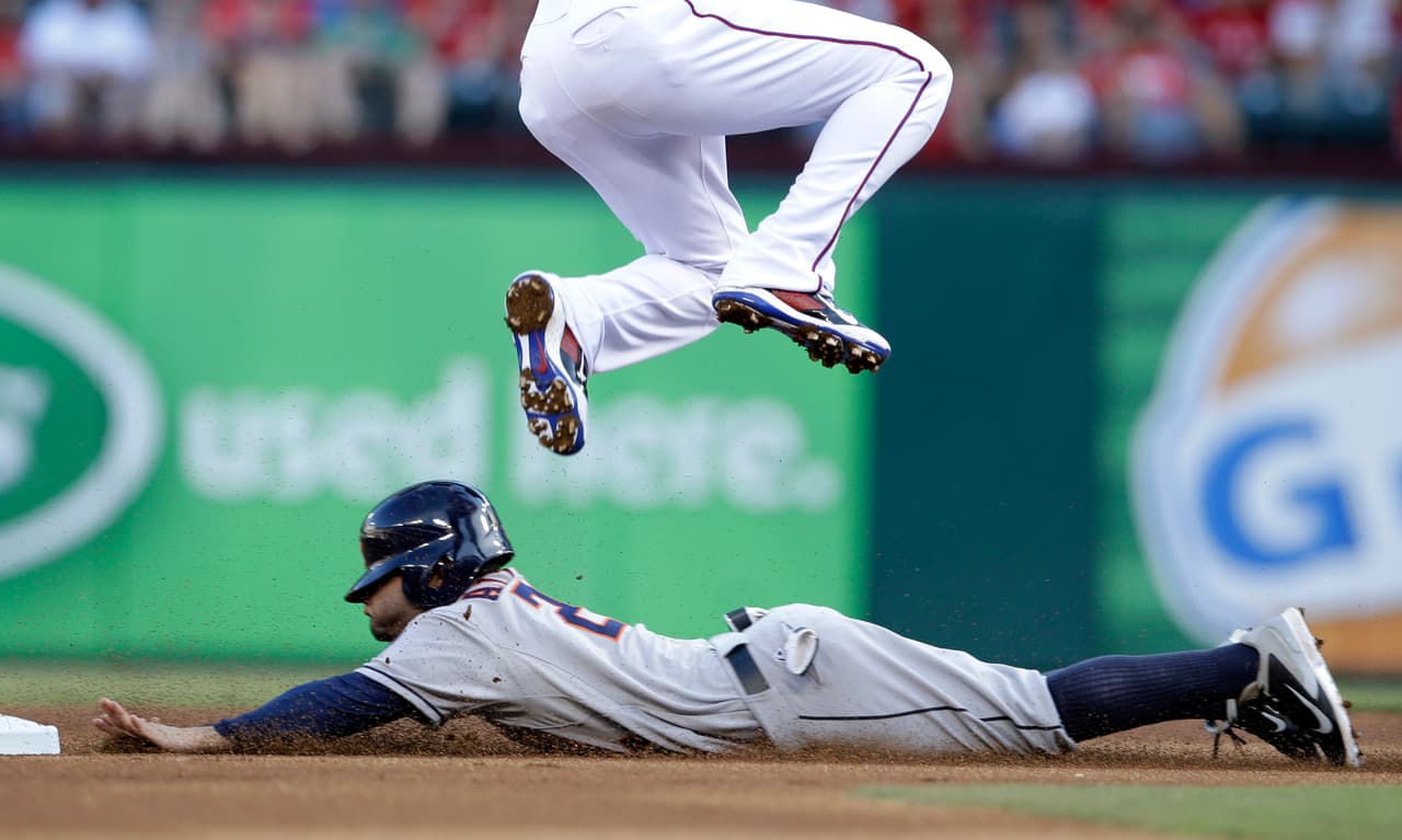 Contra los Texas Rangers, cuando se robó su base número 40, por allá de 2014.