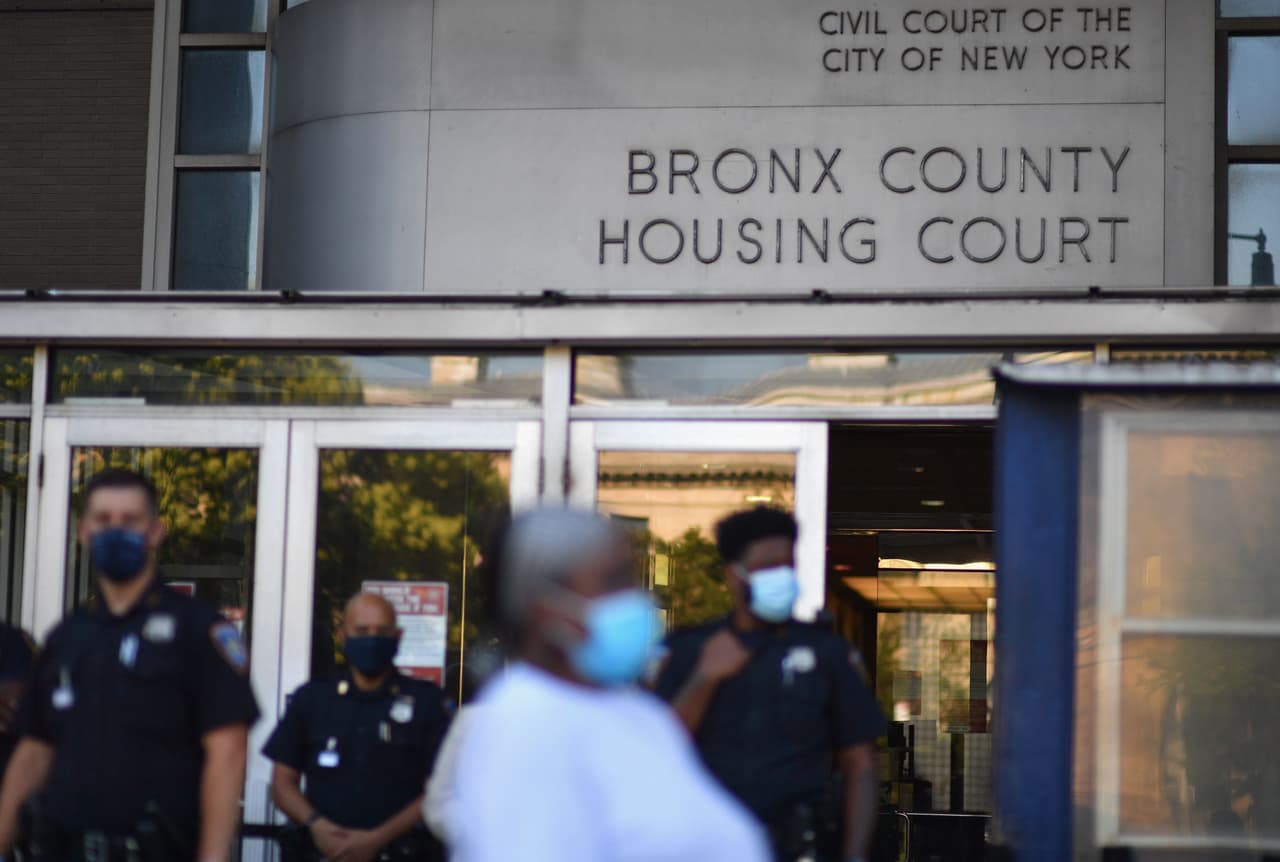 Expira la moratoria federal de desalojos, ¿qué significa para los inquilinos de Nueva York?