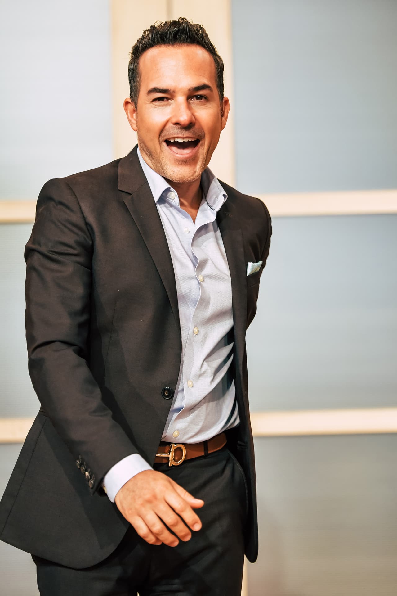 Junto a él compartimos y celebramos cada uno de sus logros. Él está decidido a seguir cumpliendo sueños.