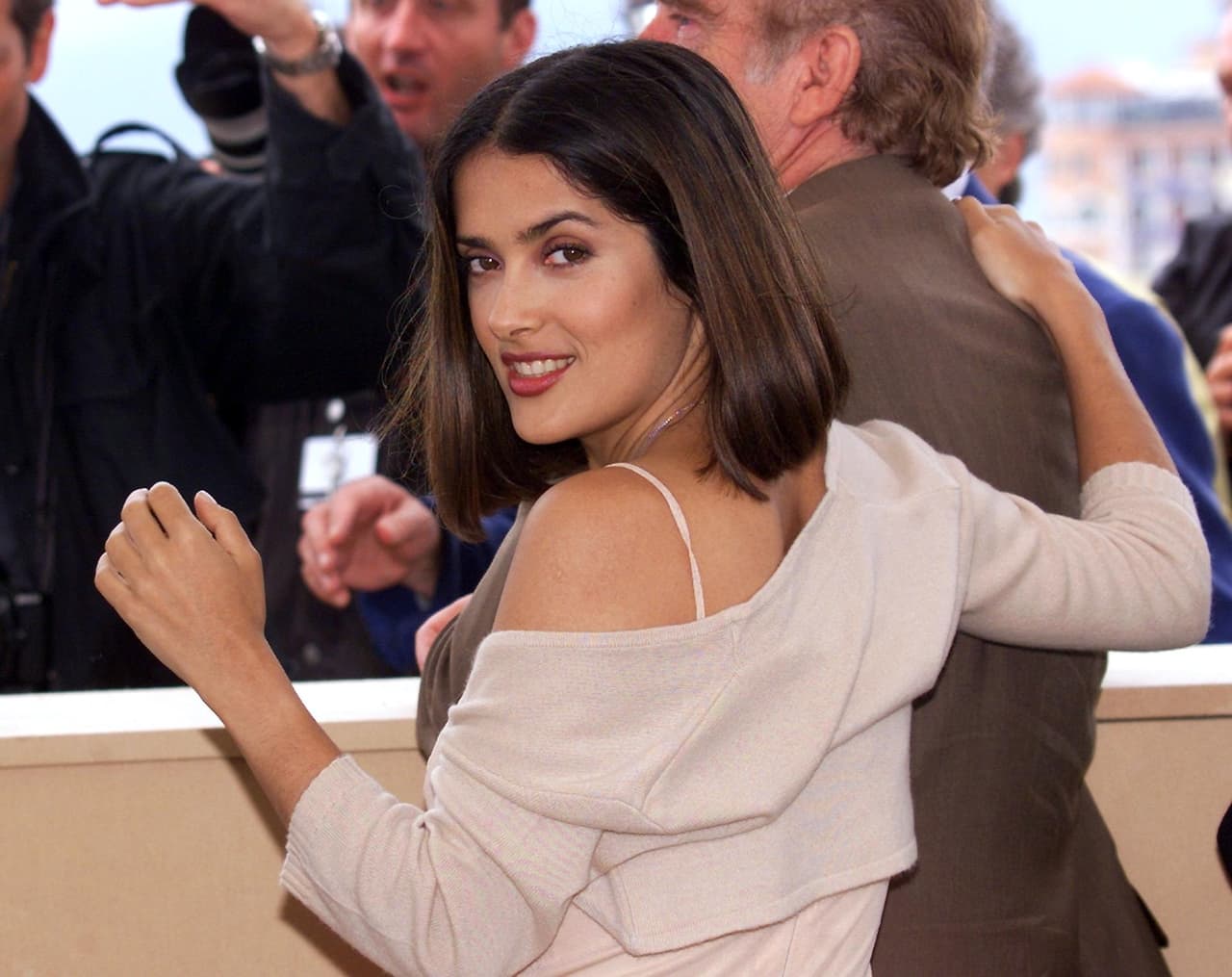 En 1996, Salma Hayek bailó con una serpiente al interpretar a Santanico Pandemonium en 'From Dusk Till Dawn', dando paso a una de las escenas más icónicas del cine.