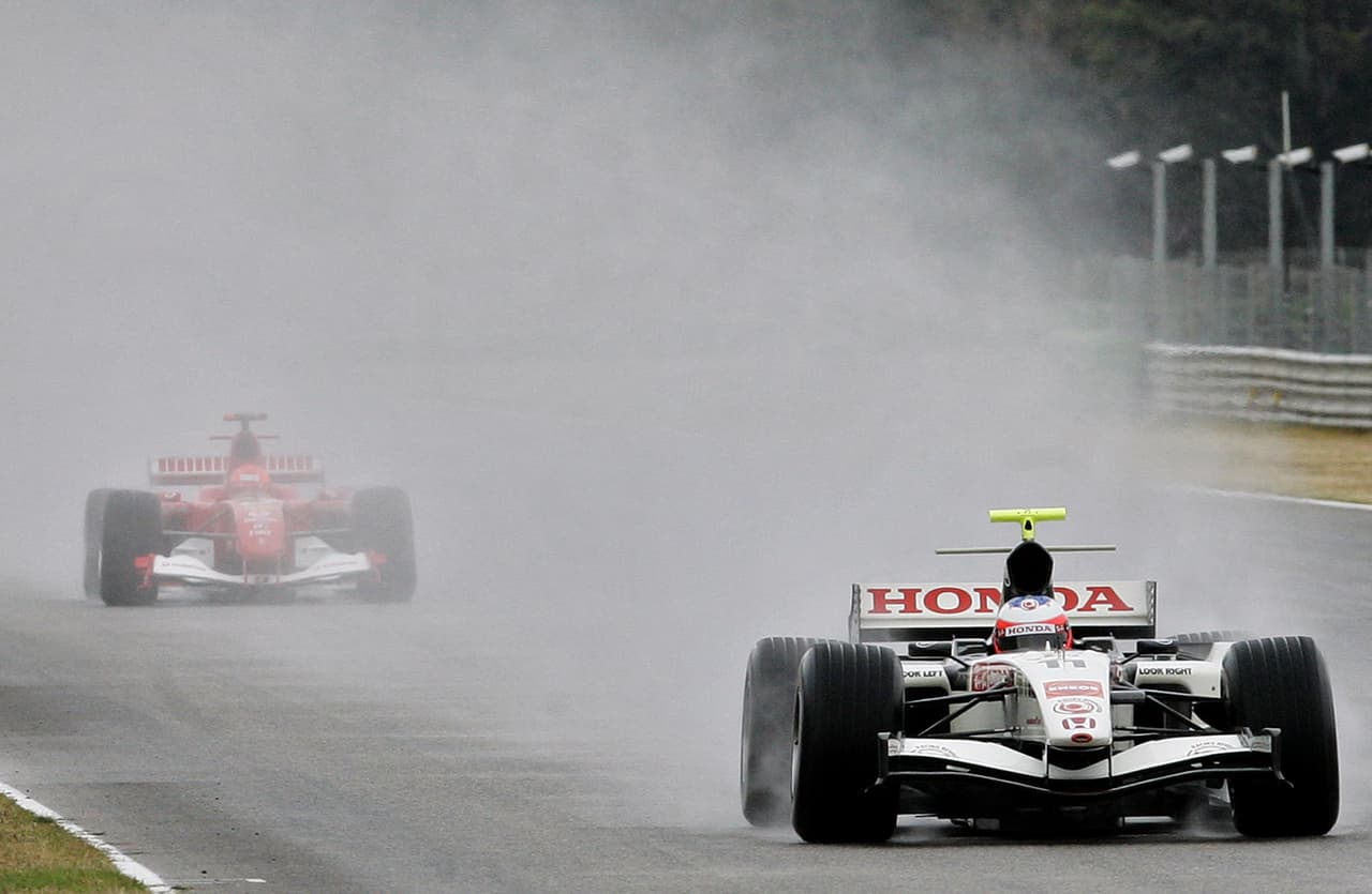 Pudo imponer dentro de su carrera de monoplazas en la máxima categoría 17 vueltas rápidas en carrera.