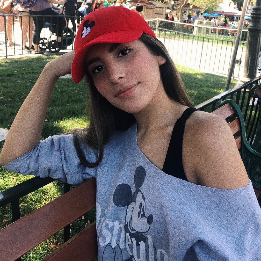 Aunque no se dedicó al boxeo, como sus hermanos, está haciendo su fama fuera del ring.