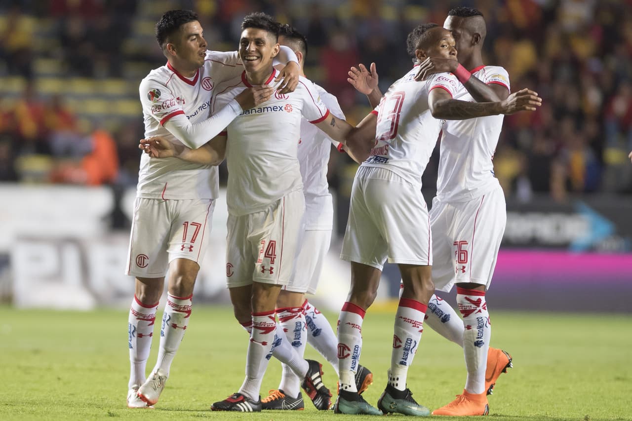 Los 'Diablos Rojos', vestidos de blanco en esta jornada, se tomaron un respiro en esta difícil plaza.