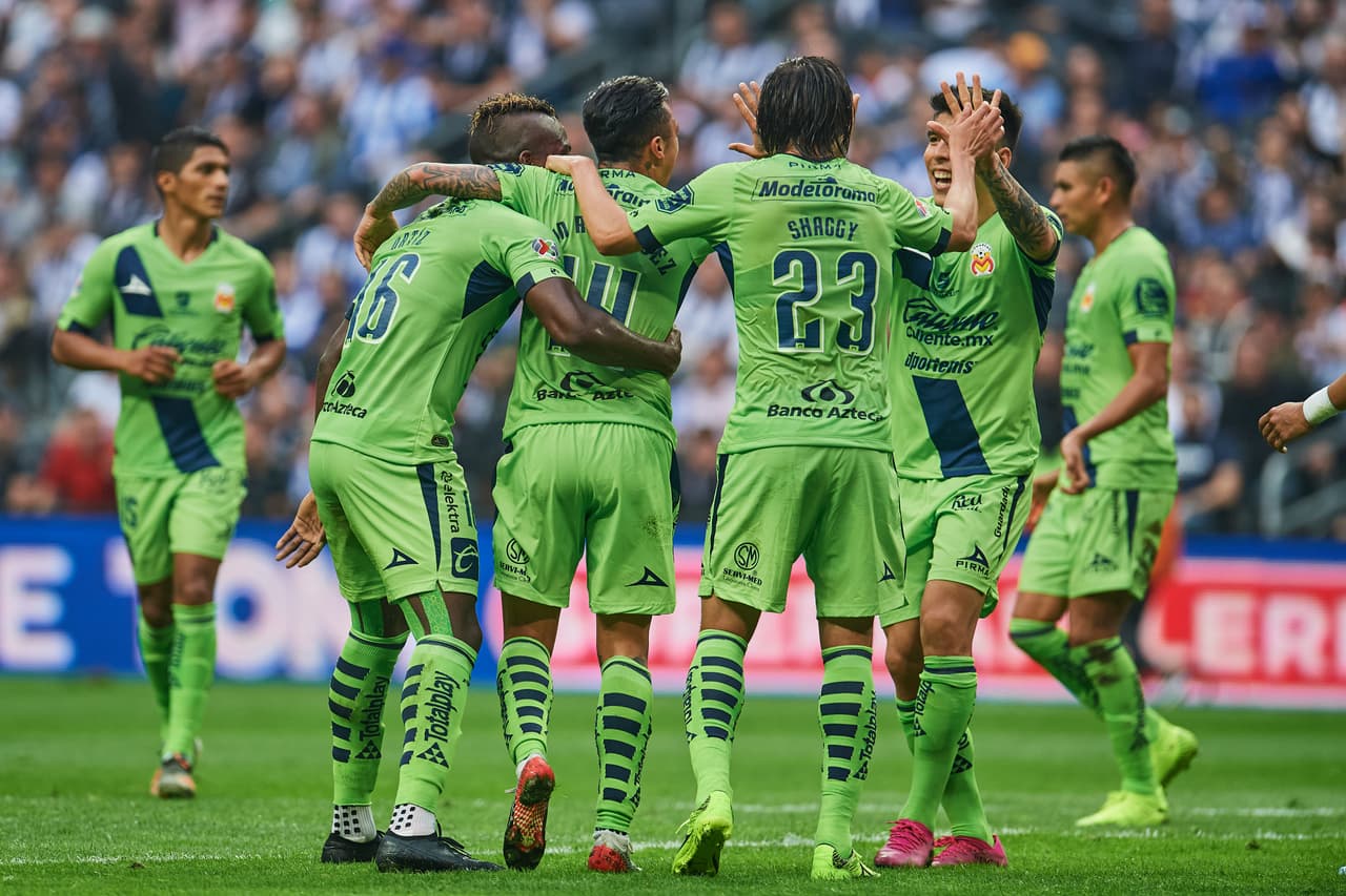 Dos penales bien cobrados por Nicolás Sánchez le otorgan el primer punto del Clausura 2020 a Rayados; Morelia también sumó su primera unidad.