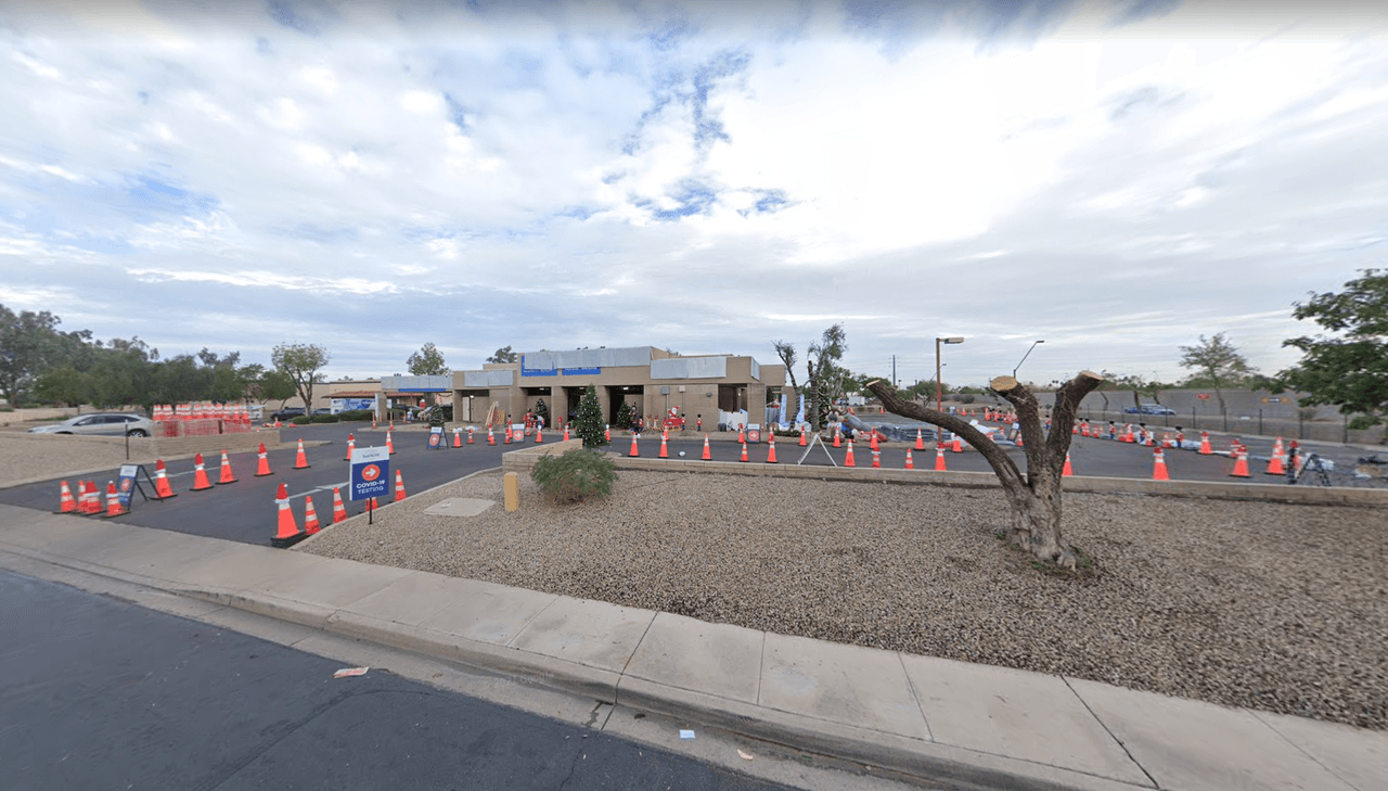 <h3 class="cms-H3-H3"><b><a href="https://embrywomenshealth.com/covid-19-testing-at-south-price-road/" target="_blank">South Price Road </a></b></h3>
<br>
<a href="https://goo.gl/maps/xrVDFZNTAXES5Tw4A" target="_blank">3350 South Price Road, Tempe, AZ 85282</a>
<br>