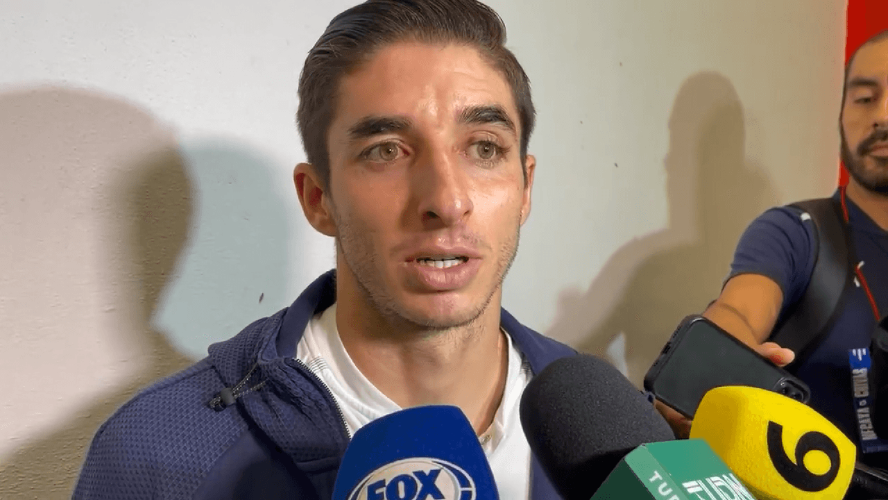 Isaác Brizuela pide disculpas por callar a fanático de Chivas