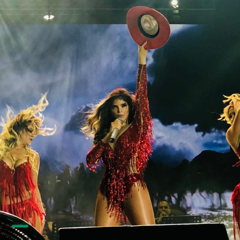 Sin embargo, la intérprete de 'La trampa' ha dejado en claro que aún sigue al pendiente de sus hijos adoptivos.